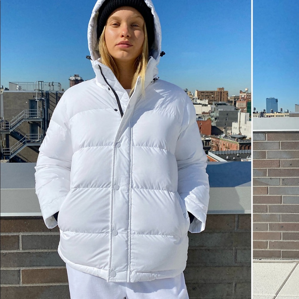 Tna The Super Puff NEW With Tags